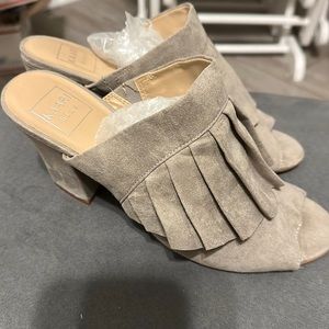 KAARI blue dress heel